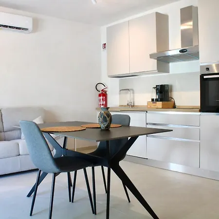 Apartman La Rosa Dei Templi *